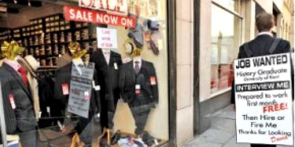 Scăderea economică pentru România a fost menţinută la 7.7 % în acest an