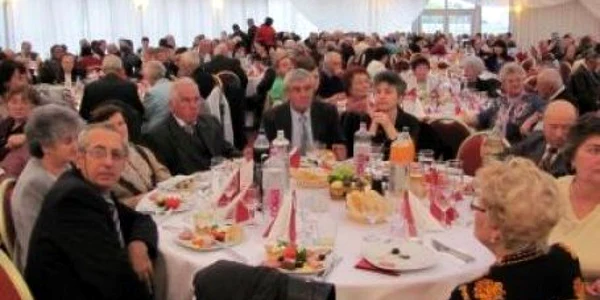 Pensionarii se vor distra la ziua lor 