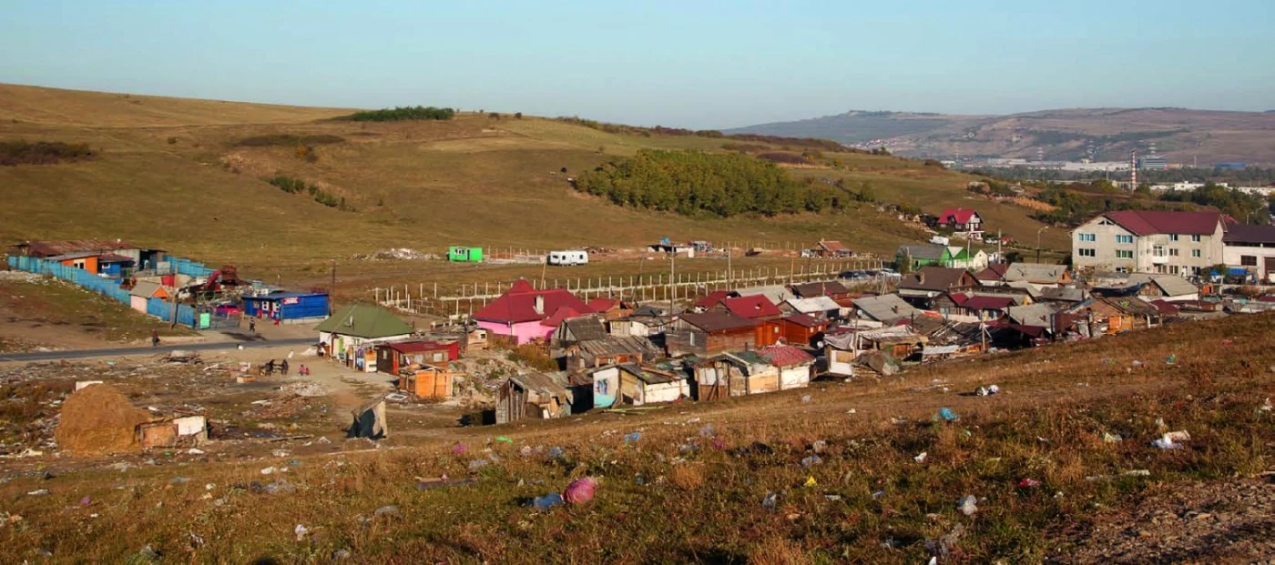 Colonia Dallas din Pata Rât  FOTO autorii cărţii „Pata“