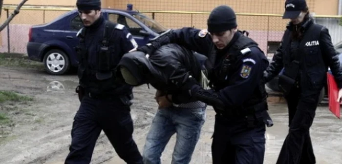 Tânărul de 20 de ani a fost prins în Târgu-Mureş