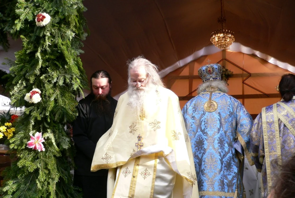 S-au scurs 7 ani de la moartea arhimandritului Iustin. FOTO: Dan Sofronia