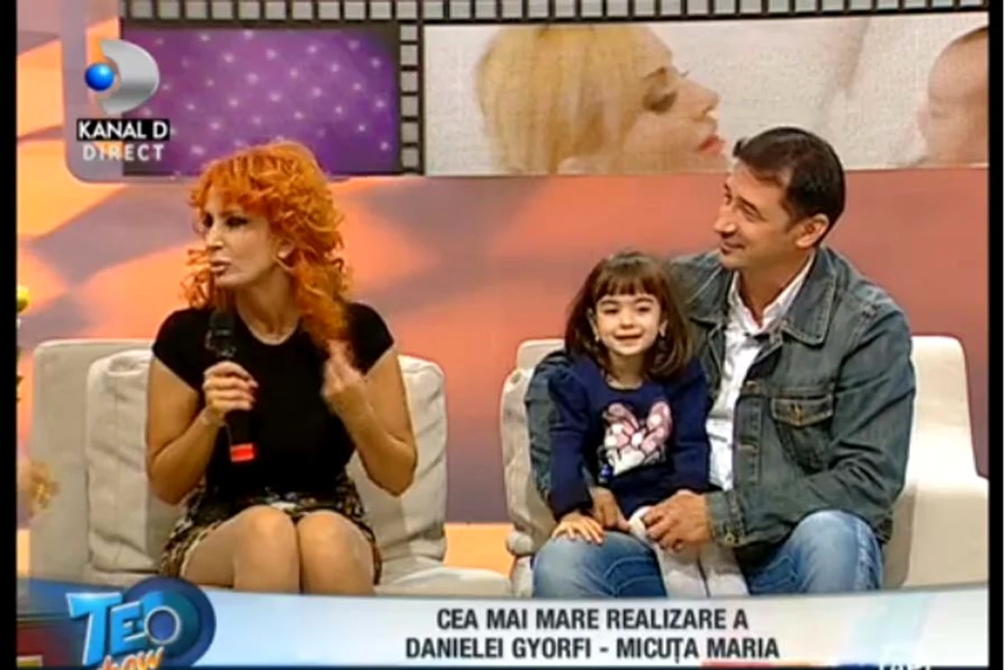 Daniela a venit la Teo, însoţită de fetiţa şi soţul ei
