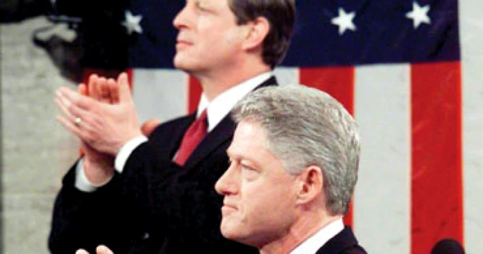 Gore şi Clinton salvează planeta?