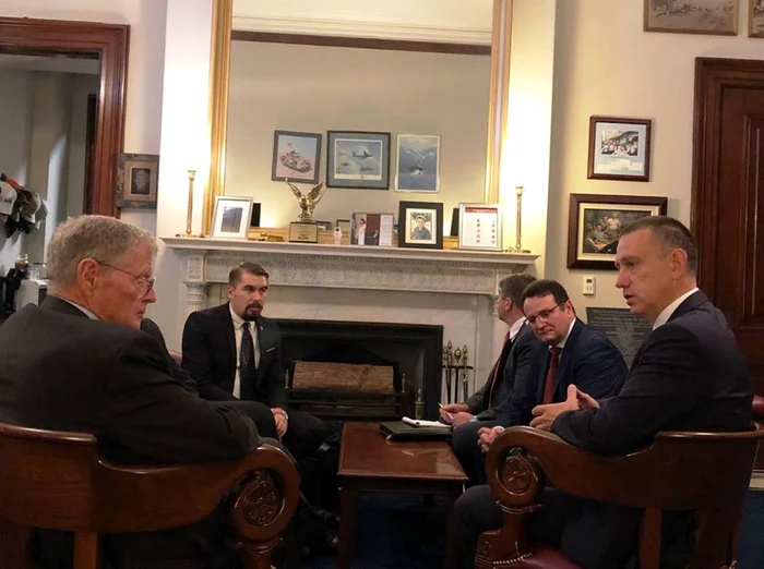 Mihai Fifor şi George Maior, la o întâlnire cu senatorul american James Inhofe