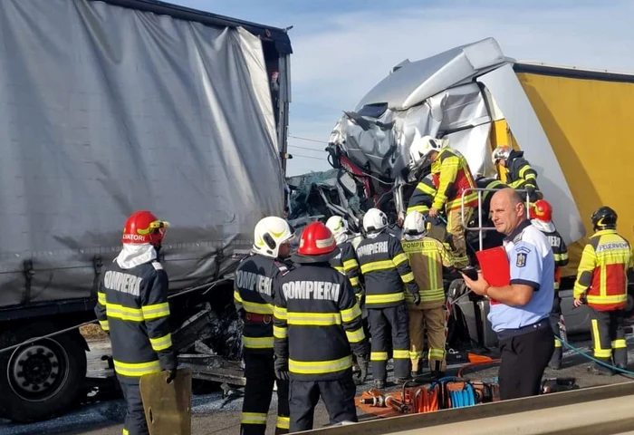 5 oameni au murit în urma accidentului