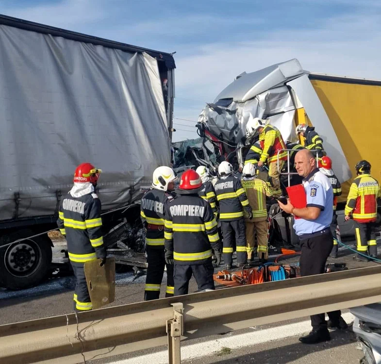 Accident cumplit pe A1 FOTO ISU B-IF