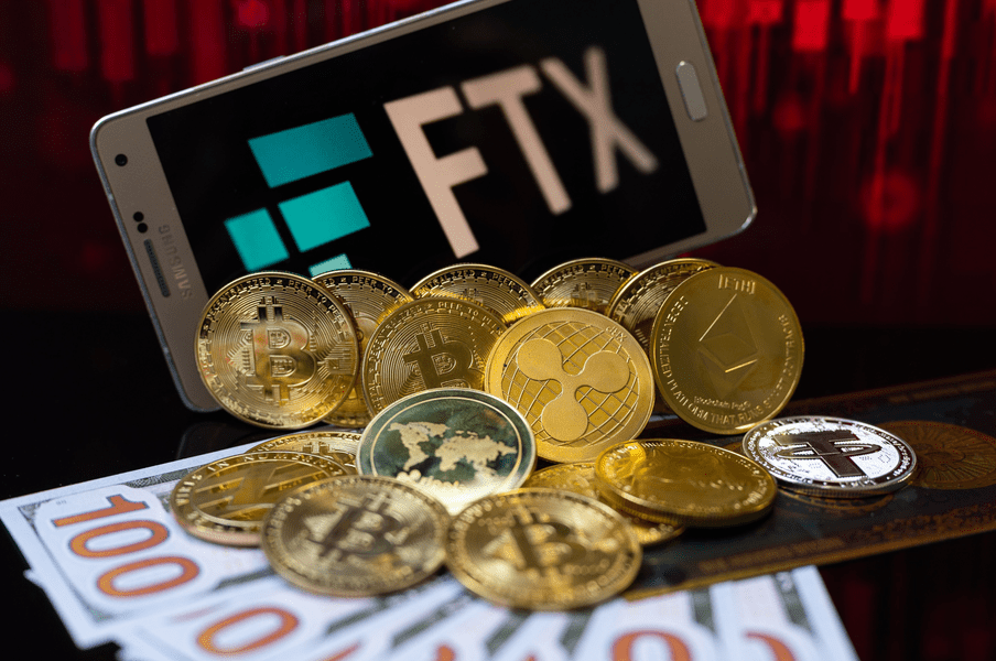 Cum s-a prăbușit imperiul cripto FTX, construit din întâmplare. Soția „regelui cripto”, umbra din spatele colapsului