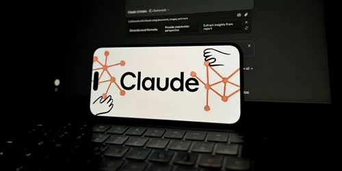 Claude  anthropic FOTO shutterstock jpg