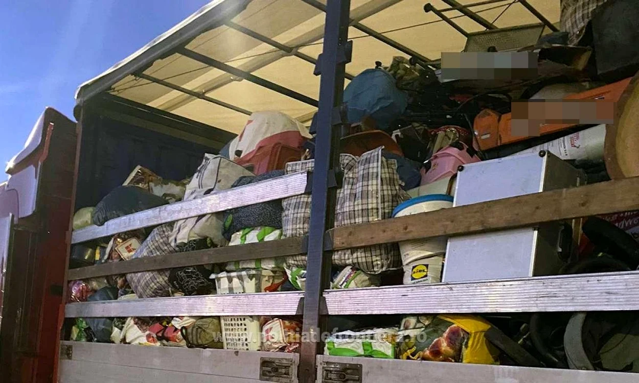 Camionul a fost oprit la friontieră FOTO Poliţia de Frontieră