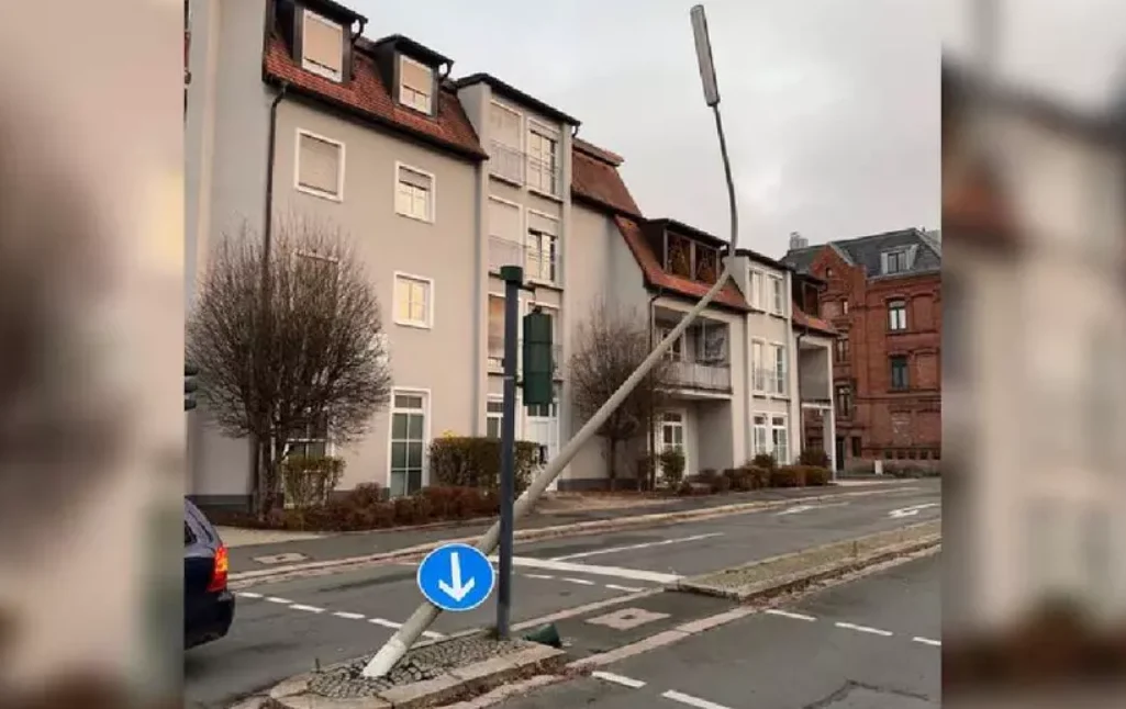 Șofer român de TIR, implicat într-un accident în Germania. Pagube estimate la 40.000 de euro