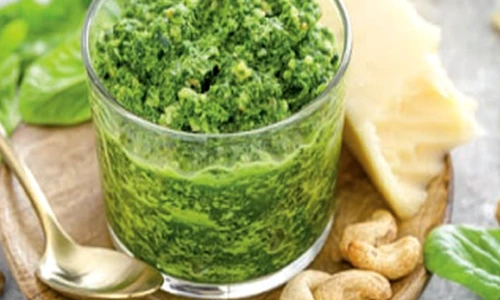 pesto cu nuci cau jpg