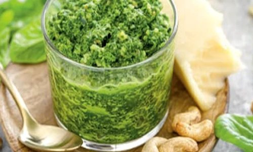 pesto cu nuci cau jpg