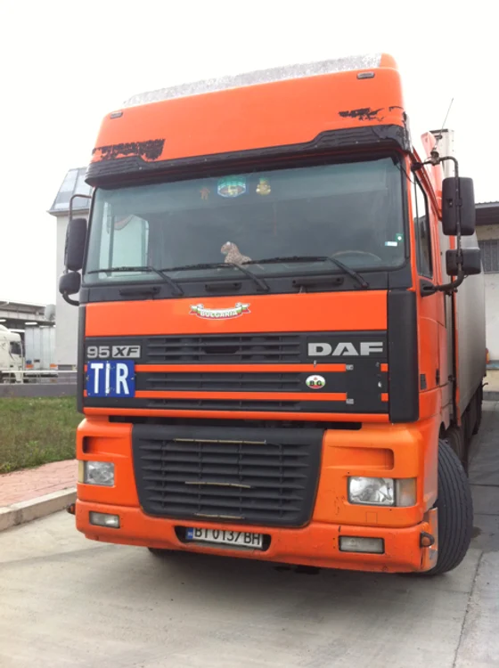 Camionul a fost reţinut de către poliţişti