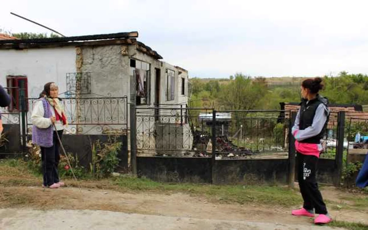 Familia Andriţa a rămas fără un acoperiş deasupra capului