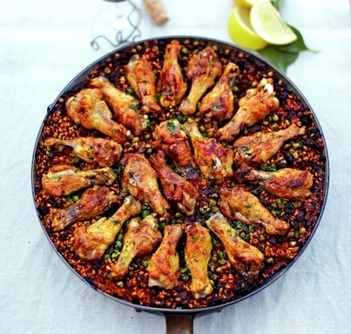 Paella cu ciocanele de pui jpeg