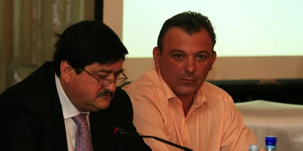 Cristian Haiduc (dreapta)