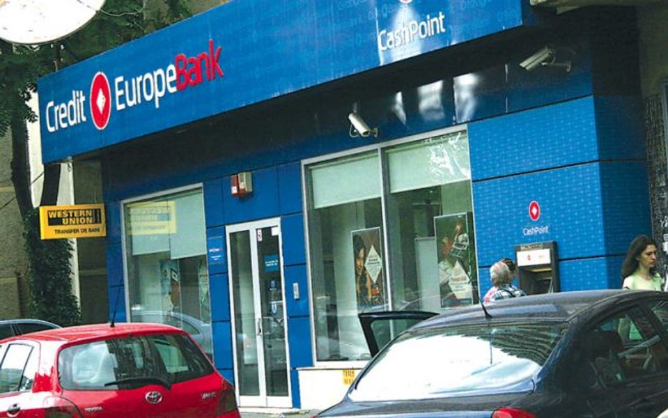Credit Europe Bank România va fi radiată de la ONRC după fuziunea cu banca mamă. Ce trebuie să știe clienții