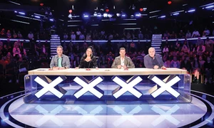 Jurații Andi Moisescu,  Andra, Mihai Petre  și Florin Călinescu jpeg