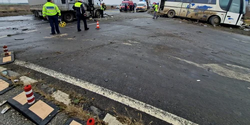 Accidentul cu autobuzul FOTO DRDP Timișoara