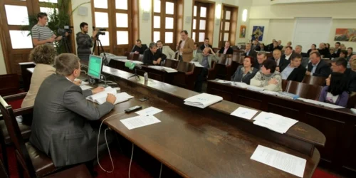 Consilierii locali au votat garantarea şi plata datoriilor Energomur foto Arhivă