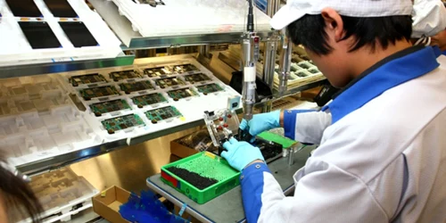 Moody’s consideră că problemele structurale cu care se confruntă Nokia pe segmentul telefoanelor mobile nu sunt uşor de rezolvat