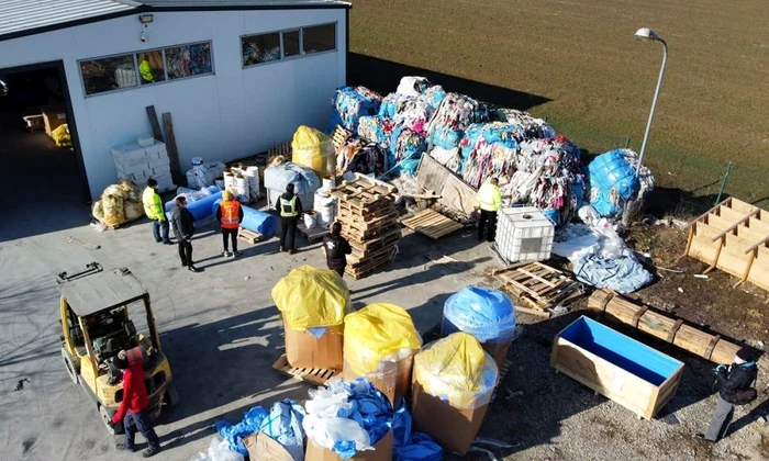 calarasi textile descoperite in 3 judete FOTO Garda de Coasta