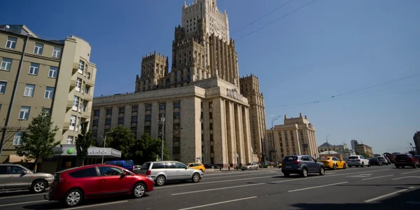 ministerul-rus-de-externe-shutterstock_2112582851