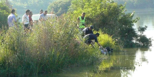 Cadavrul a fost adus la mal după şase zile de căutări continue