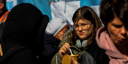 Tren cu refugiati din Mariupol ajunge in gara din Liov FOTO Profimedia