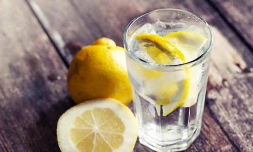 Încă un mit spulberat! Te ajută într adevăr apa cu lămâie să slăbeşti? jpeg