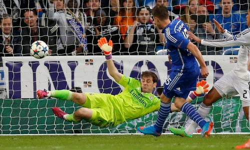 Klas Jan Huntelaar era să dea peste cap calculele hârtiei la Real   Schalke jpeg