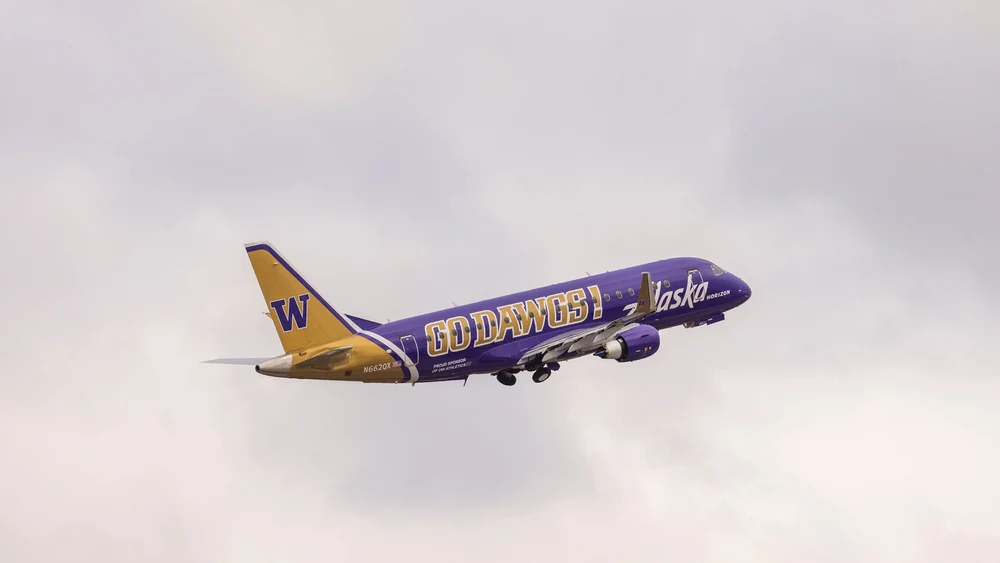 Pilotul care a încercat să oprească motoarele în timpul unui zbor era convins că era mort, după ce consumase ciuperci halucinogene