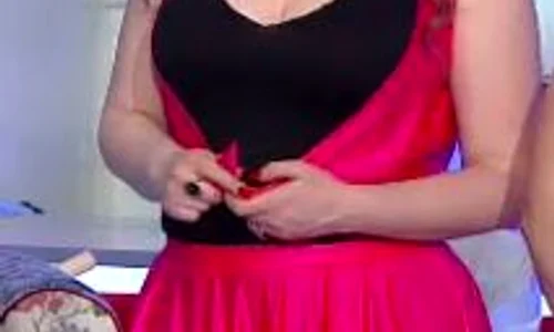 Oana Lis arată foarte bine de când a slăbit (captură: Pro TV) jpeg