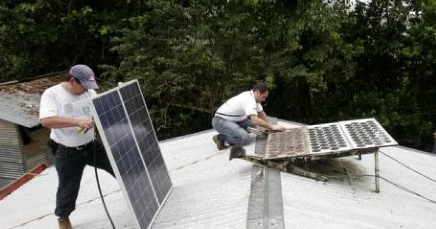 Panourile solare reduc cheltuielile la întreţinere cu aproximativ 65%