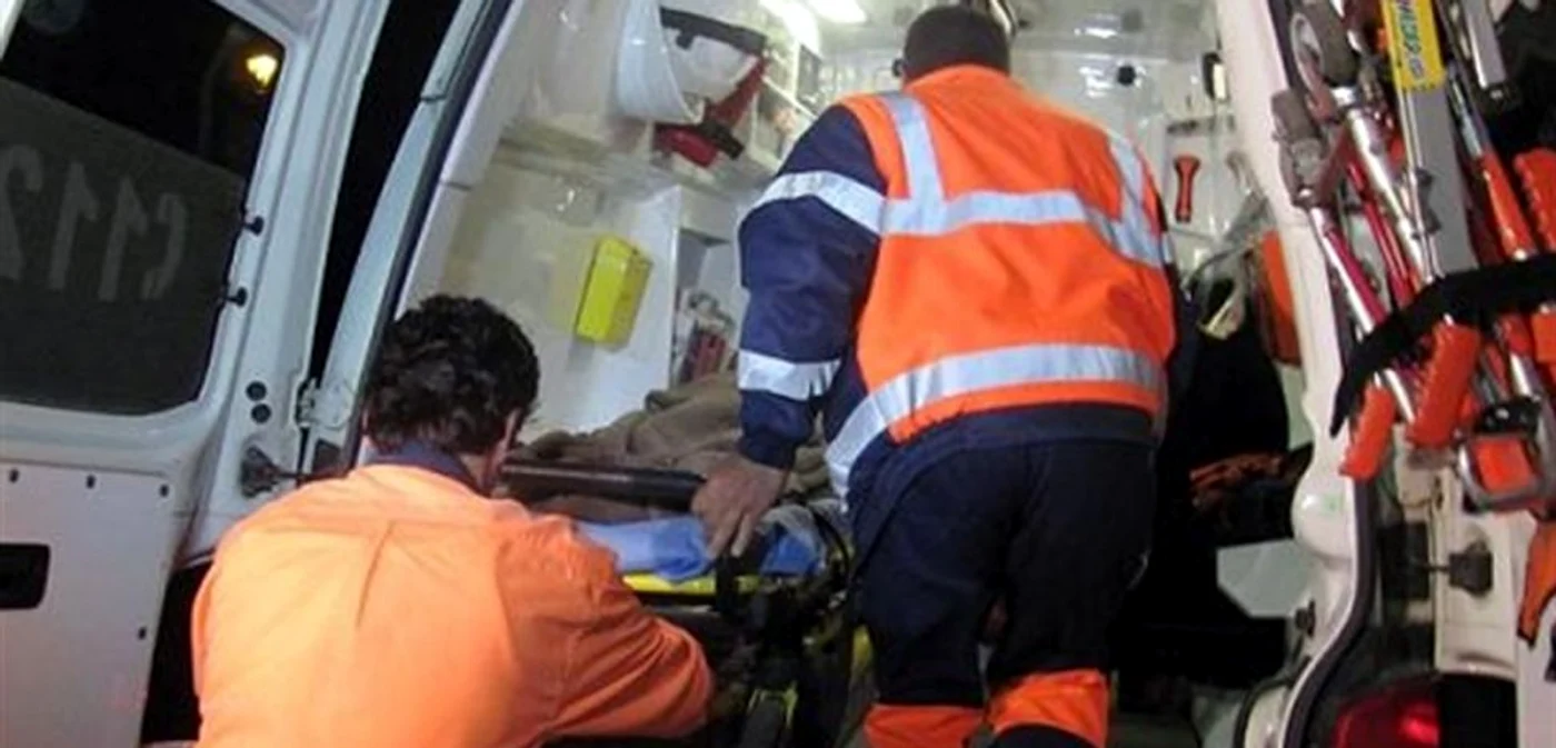Bărbatul a fost transportat la spital
