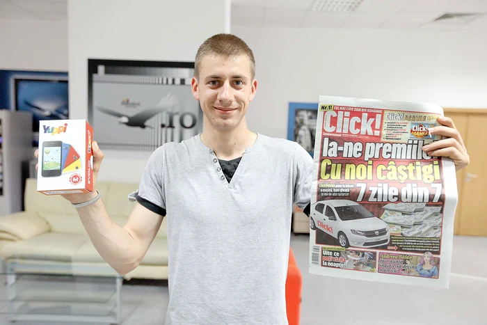 Eugen Iulian Popescu a câştigat un telefon mobilFoto: Click!