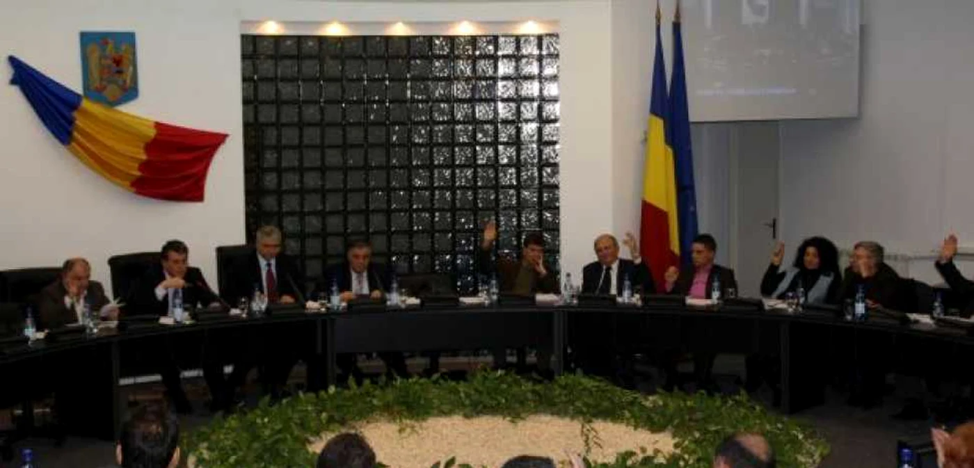 Banii pentru primăriile din Tulcea au fost alocaţi în şedinţa de Consiliu Judeţean
