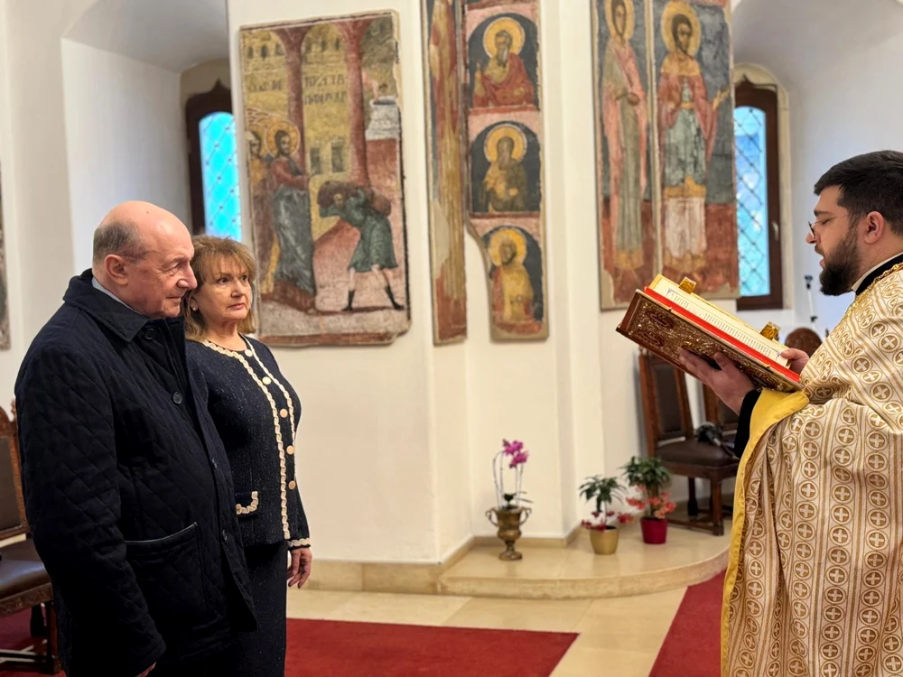 Traian si Maria Băsescu nunta de aur 01 facebook traian băsescu jpg