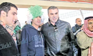 Fanii Arabiei Saudite l au asaltat pe Oli  la Cupa Asiei jpeg