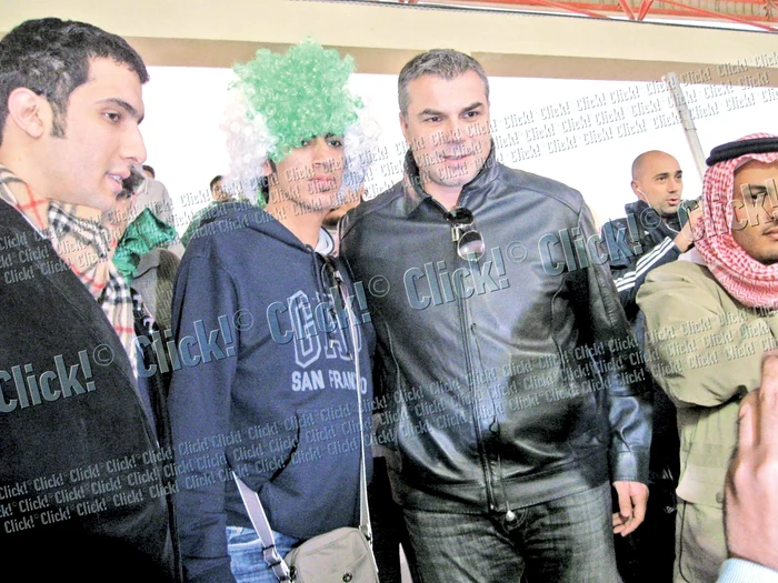 Fanii Arabiei Saudite l-au asaltat pe Oli  la Cupa Asiei