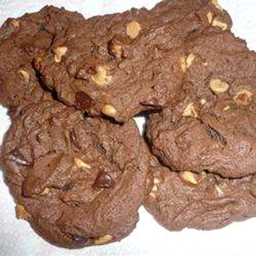 Biscuiţi cu ciocolată şi unt de arahide jpeg
