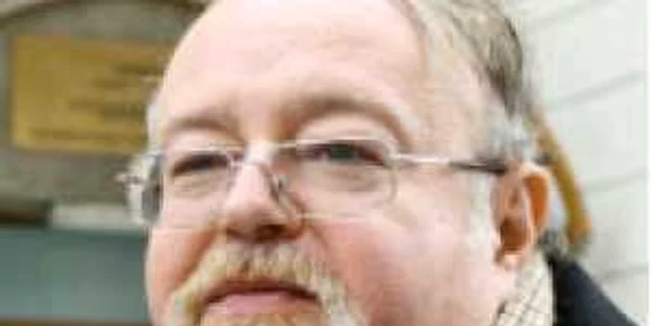Şeful Secţiei Civile a Înaltei Curţi, Florin Costiniu, l-ar fi favorizat pe Căşuneanu 