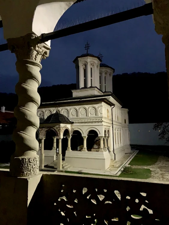 Mănăstirea Horezu - Vâlcea - cel mai mare ansamblu monastic din România, din patrimoniul UNESCO Foto Familia Regală a României