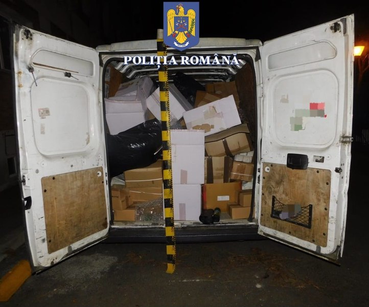  IGPR: O tonă de substanțe dopante, găsite într-o autoutilitară