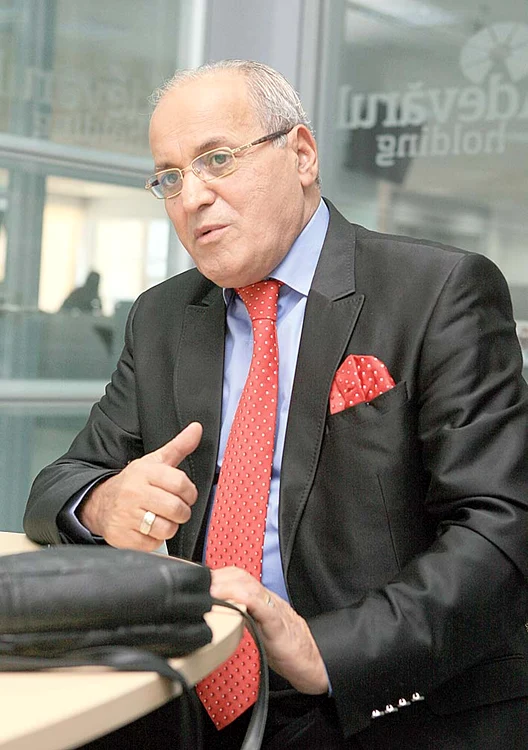 Nelu Ploieşteanu