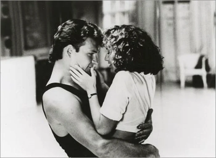 Patrick Swayze şi Jennifer Grey, cuplu iconic pe marile ecrane. FOTO Cinemagia.ro