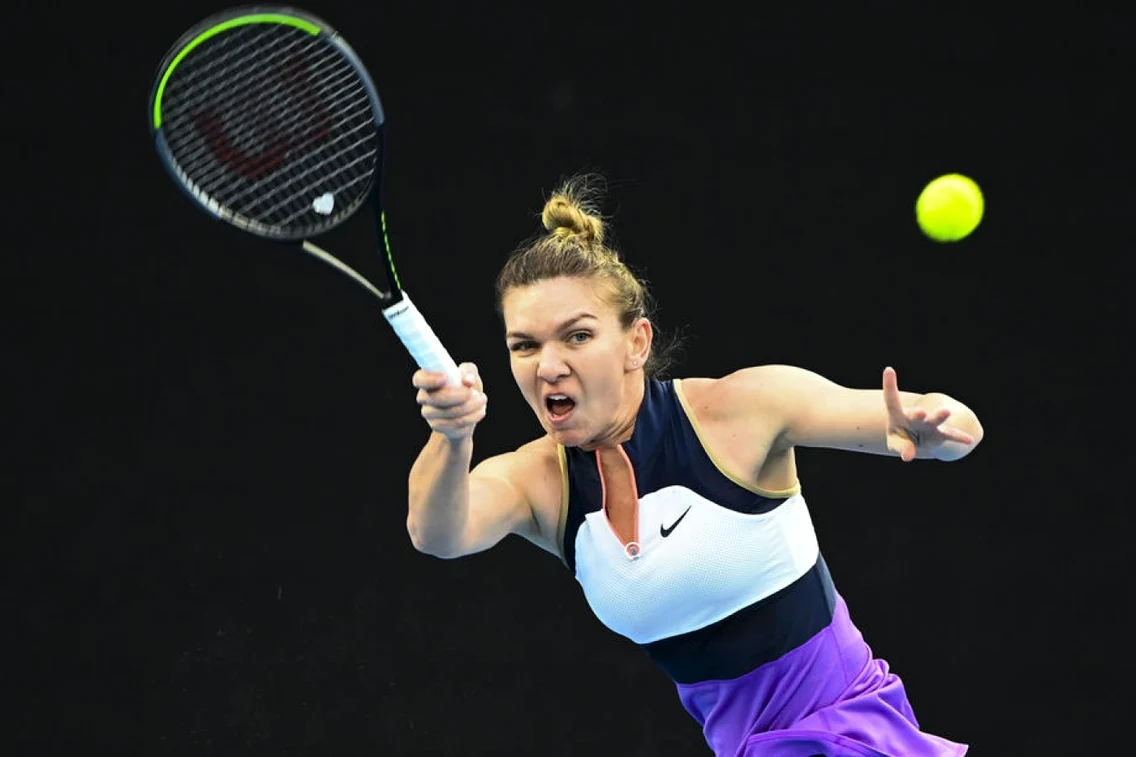 Meciul dintre Simona Halep si australianca Lizette Cabrera de la Australian Open a fost câştigat de româncă FOTO EPA-EFE / Dave Hunt