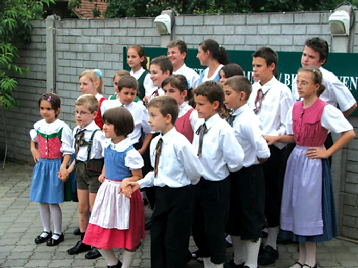 Reşiţa: ORAŞUL PE SCURT / Nemţii au pus punct sărbătorii