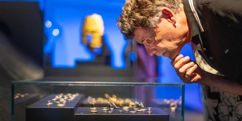 Vernisajul expoziției „Dacia! Regatul aurului și argintului” la Drents Museum (© Facebook / Raluca Turcan)