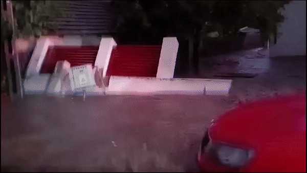 Meteorologii explica furtuna de pe litoral prin schimbarile climatice Meteorologii explica furtuna de pe litoral prin schimbarile climatice